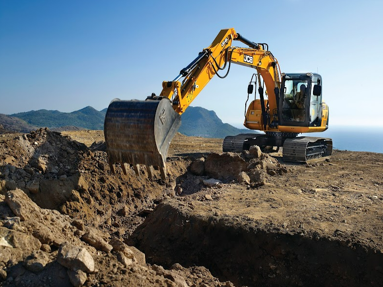 Especificações JS130LC