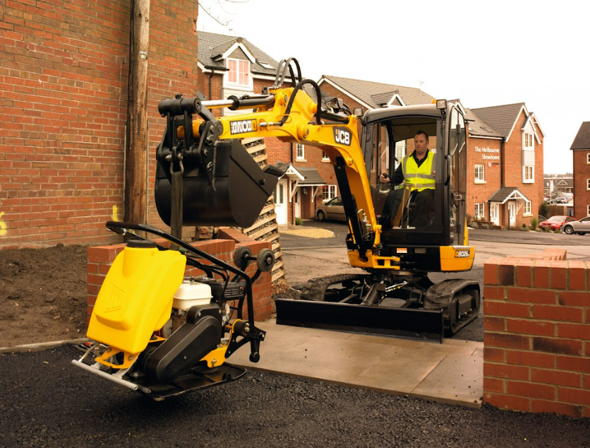 Durabilidade JCB 8026 CTS