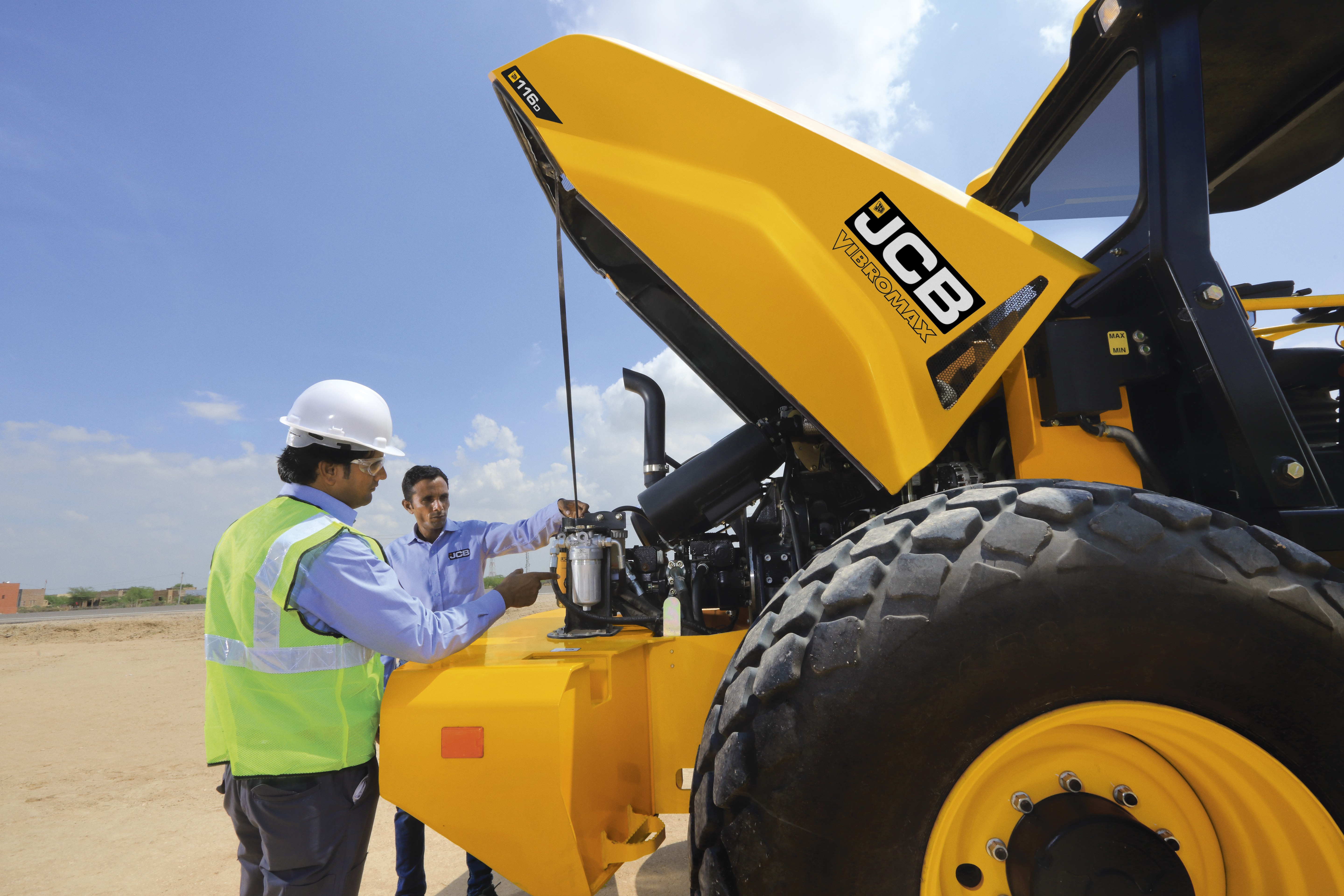 Manutenção JCB 116D